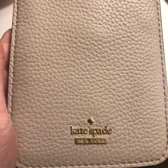 Kate spade gray leather wristlet phone holder